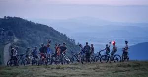 Rowerowo w ramach akcji #AktywnaŚroda. Jedziemy nad Wilczy Staw