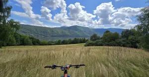 #AktywnaEkipa wjeżdża z mocną wycieczką e-MTB. Trasa do lekkich nie należy